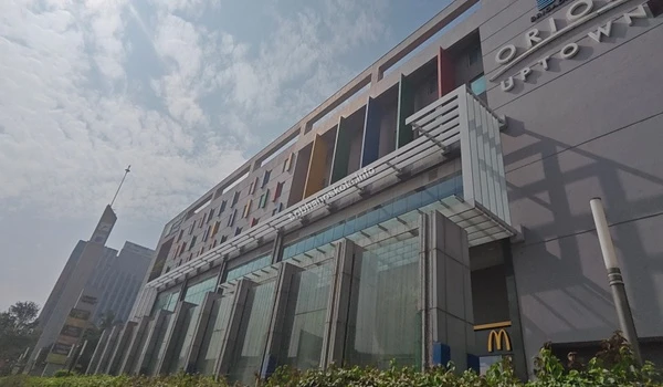 External architectural view of Orion Uptown Mall located near Sobha Hoskote providing premium shopping and entertainment for residents