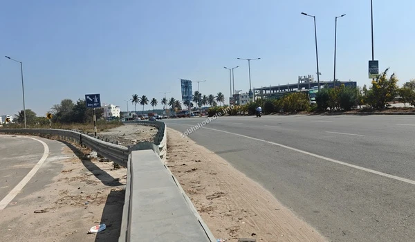 General view of the STRR expressway showcasing the fast-growing infrastructure and accessibility in the Hoskote-Hoseur corridor